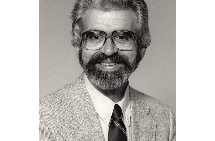 David Curry, Director, Hardin Library for the Health Sciences, 1975-1997 David Curry, Director, Hardin Library for the Health Sciences, 1975-1997