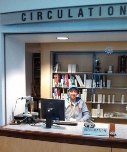 Circulation desk