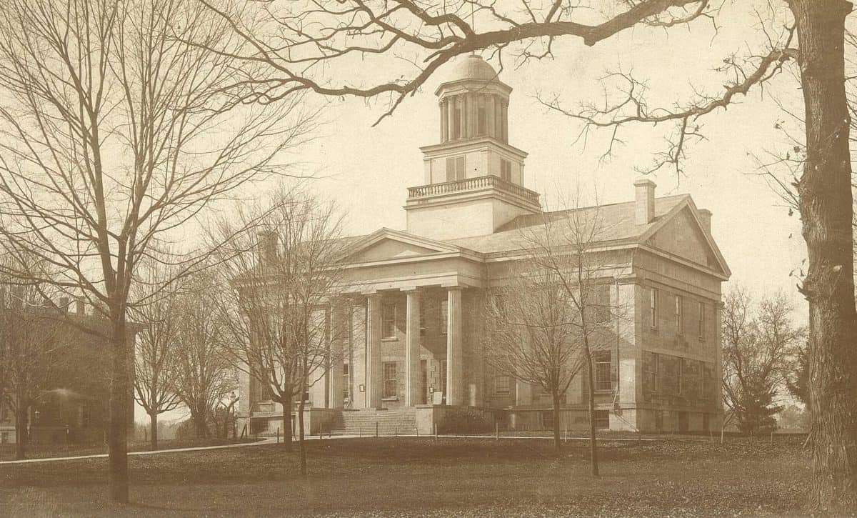 Special Collections & University Archives The University of Iowa