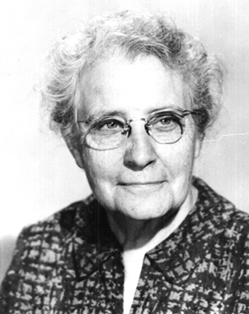 Portrait of Carrie Stanley, University of Iowa English faculty.